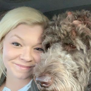 Meet your Posher, Brianna